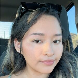 Meet your Posher, Lesslie